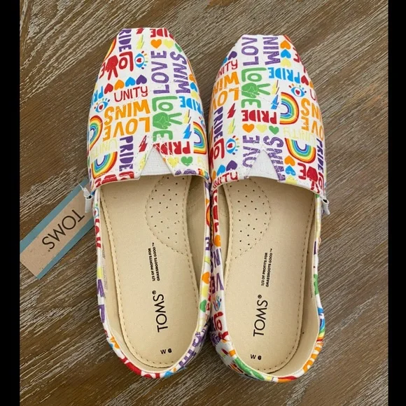 TOMs Pride Shoes - Picture 12 of 12